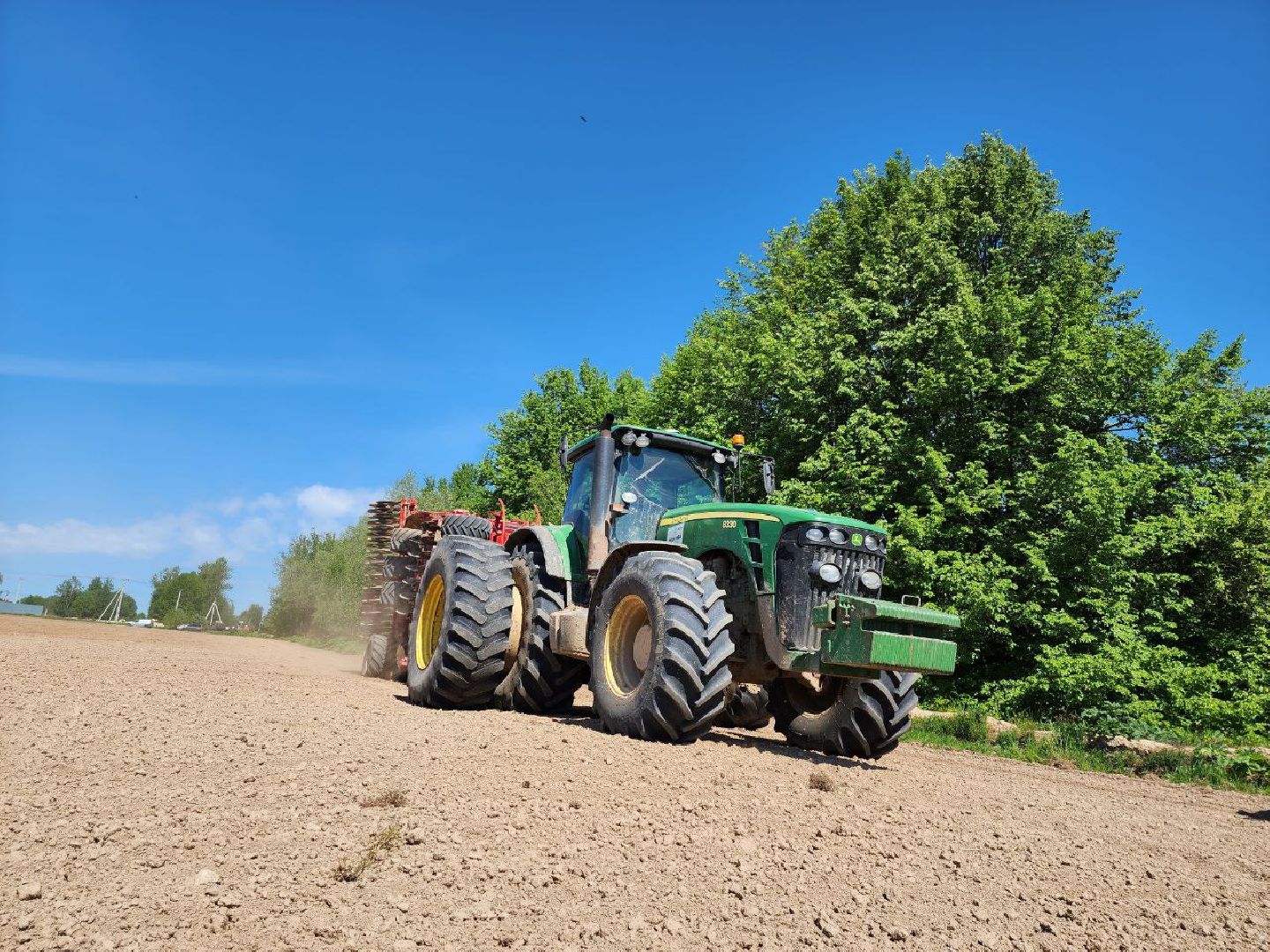 можайск, можайский городской округ, подмосковье, колхоз, колхоз уваровский, сельское хозяйство, сельскохозяйственное предприятие, посевные площади, новая техника,
