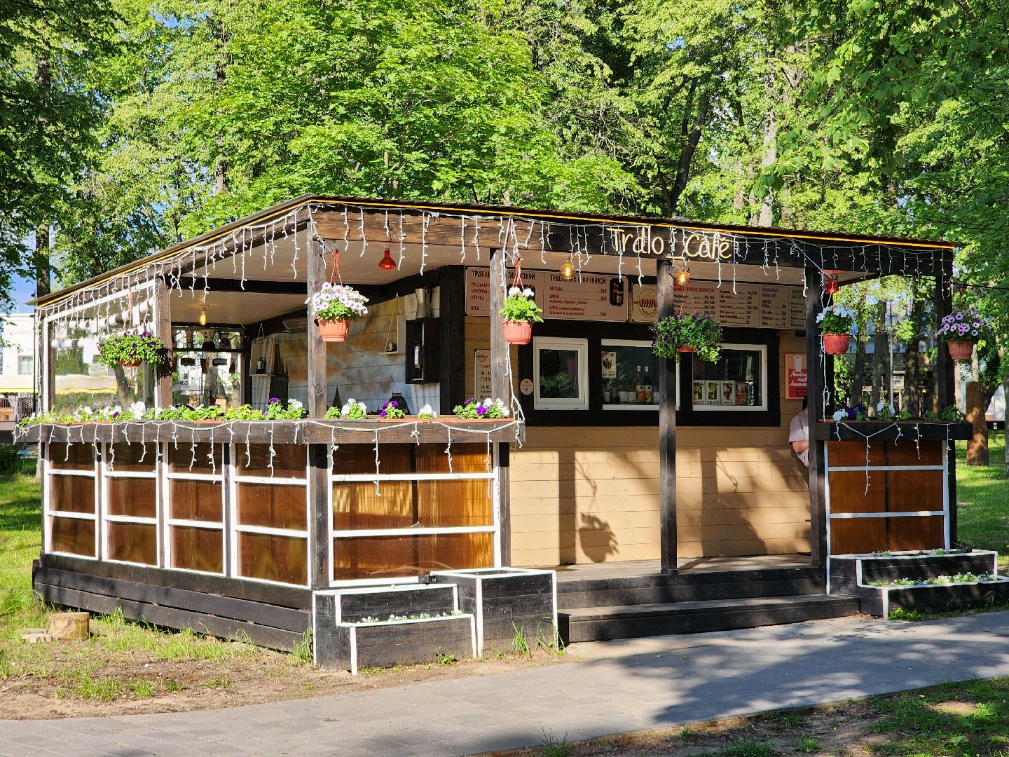 серпухов, подмосковье, кафе с верандой, парки Подмосковья, трдельник,