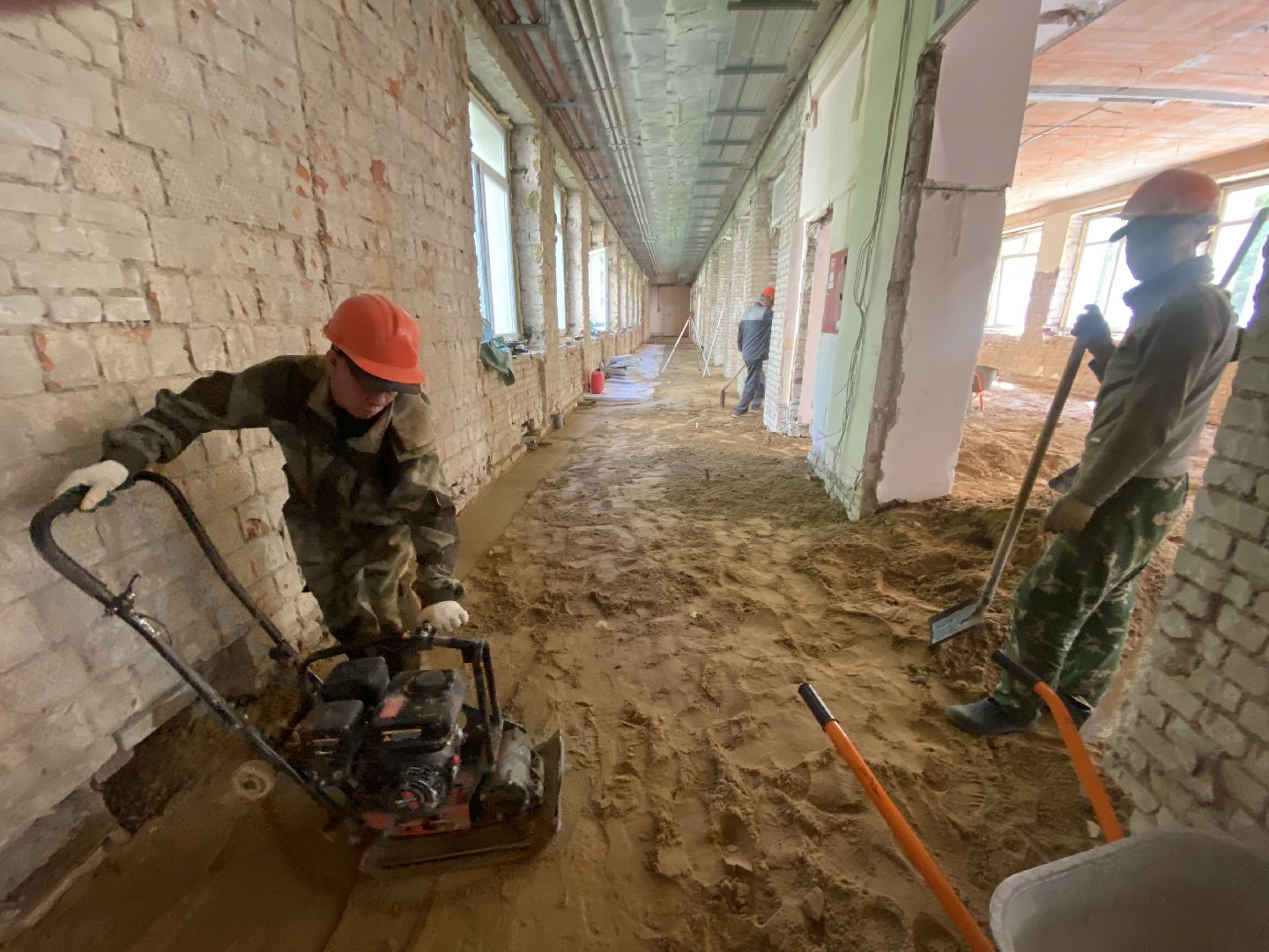 школа попова власиха, капитальный ремонт школы, капремонт поповки, точка роста поповка, школа им АС Попова,