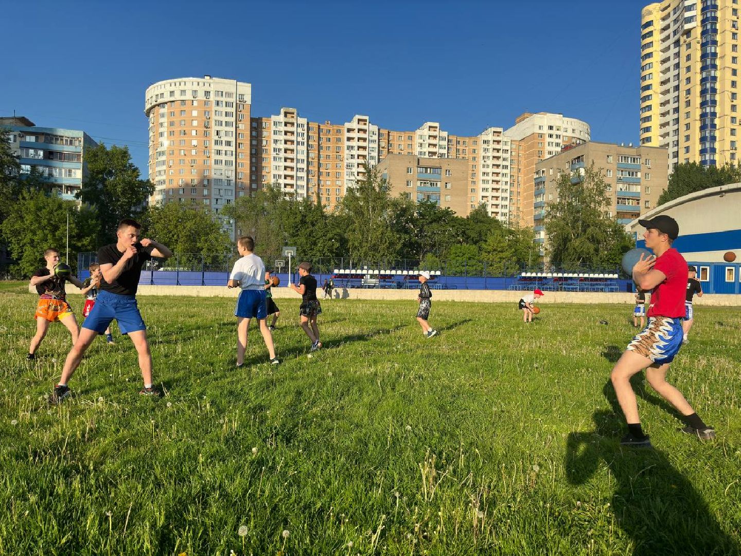 Реутов, бокс, кикбоксинг, Святогор Смирнов, боксер, чемпион России,