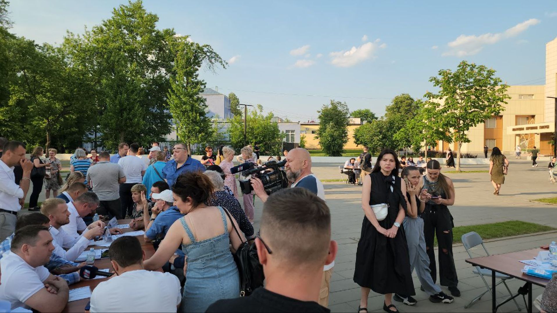 выездная администрация, просьба жителей, асфальтовое покрытие,