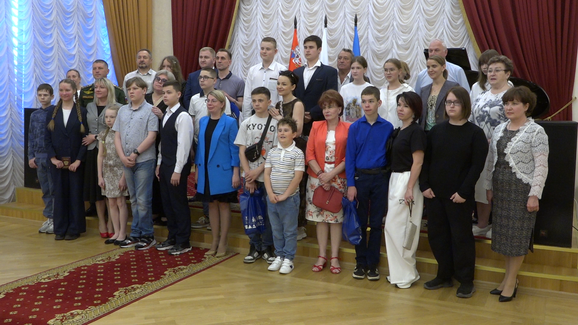 вручение паспорта, паспорт гражданина РФ, Власиха вручение паспортов, паспорт в 14 лет, паспорта рф,