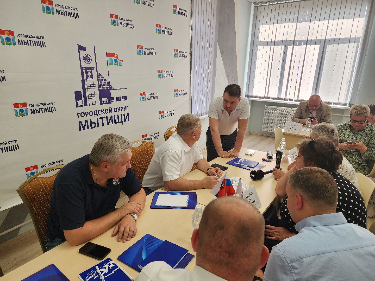 Выездная администрация, аллея ветеранов,