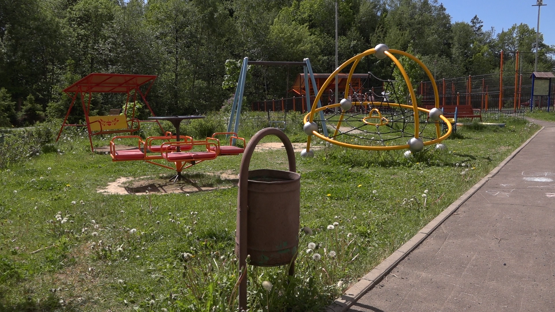 Власиха благоустройство, Власиха мкр Школьный, Власиха мкр Тополек, власиха благоустройство территории, обход территории,