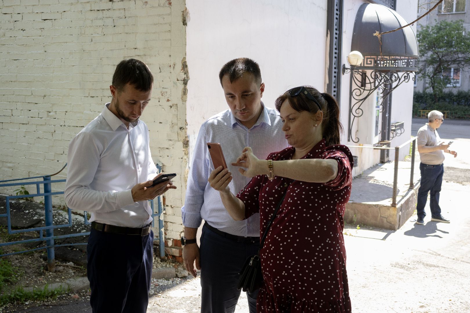 дзержинский, жкх и благоустройство, томилинская, лесная, асфальтирование дорог, андроник пак, никита иванов,