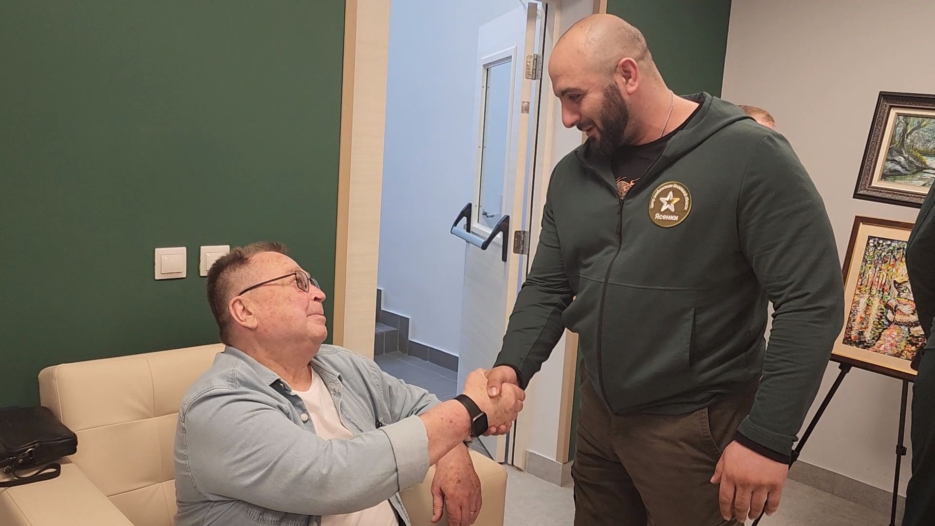 Подольск, реабилитация участников сво, выставка, Картины,