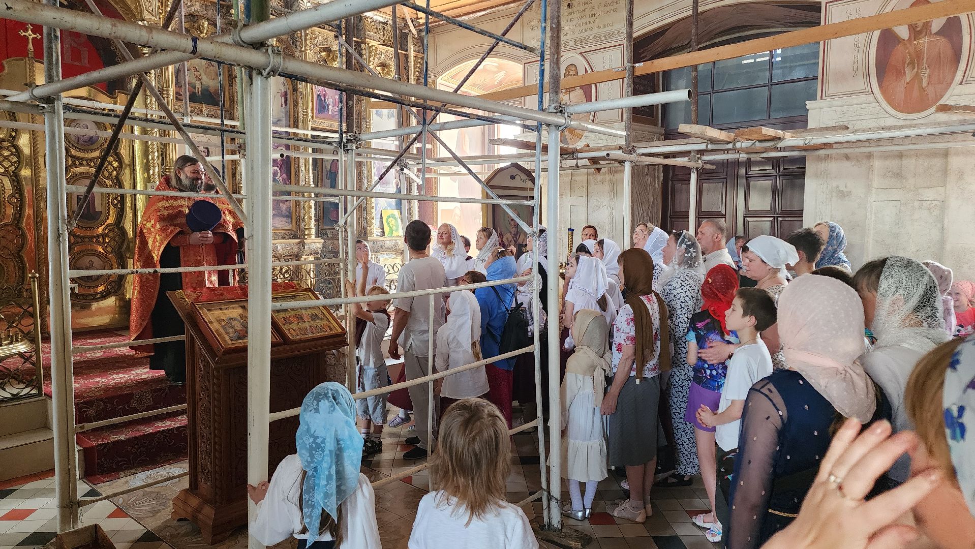 кашира, детский крестный ход, пасха, православие, церковь, преображенский собор, введенский храм,