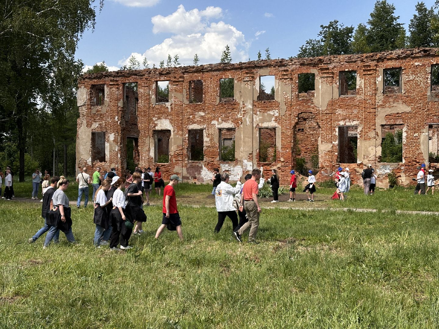 Клин, общество, субботники, Подмосковье, Волонтеры Подмосковья, экология, молодежь,