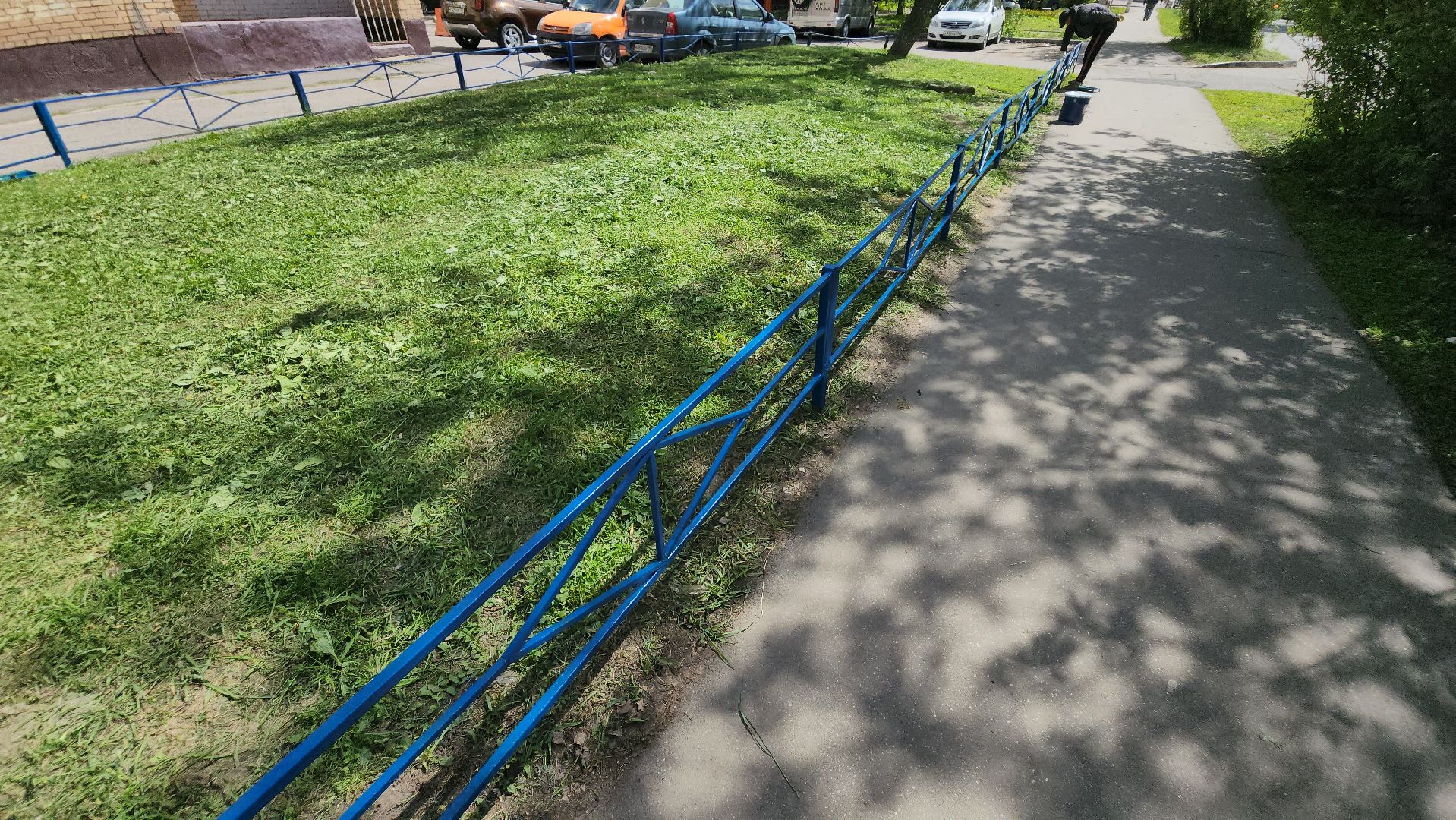 долгопрудный, благоустровйство, покос травы, покраска детских площадок, покраска перил,