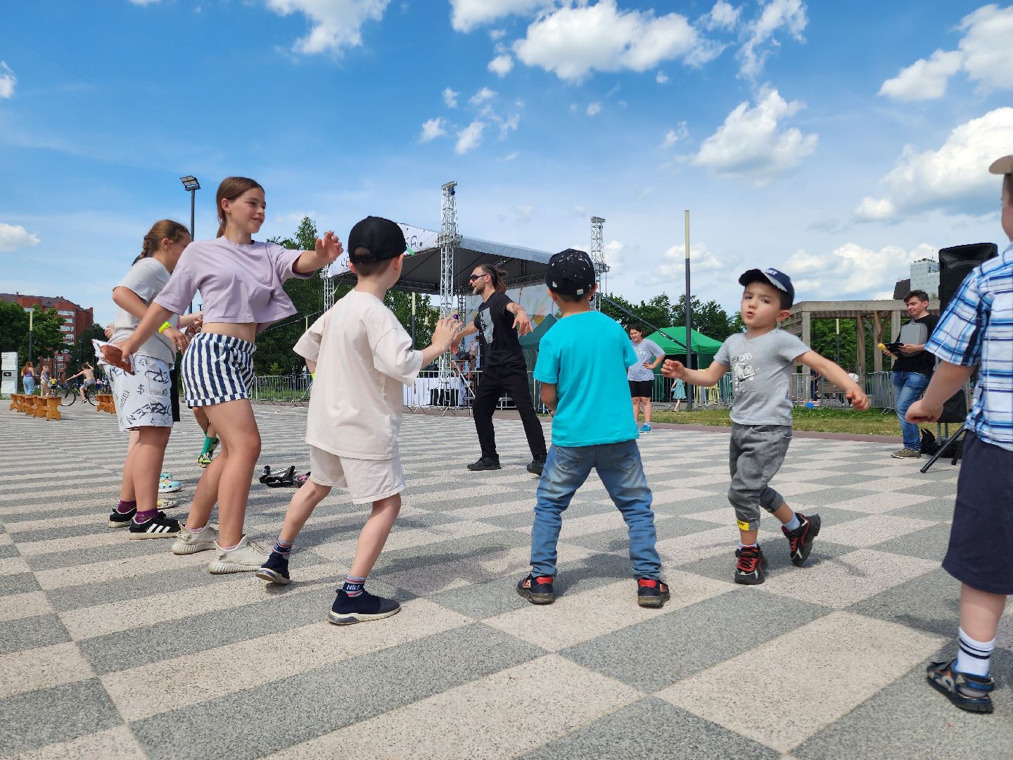 Черноголовка,