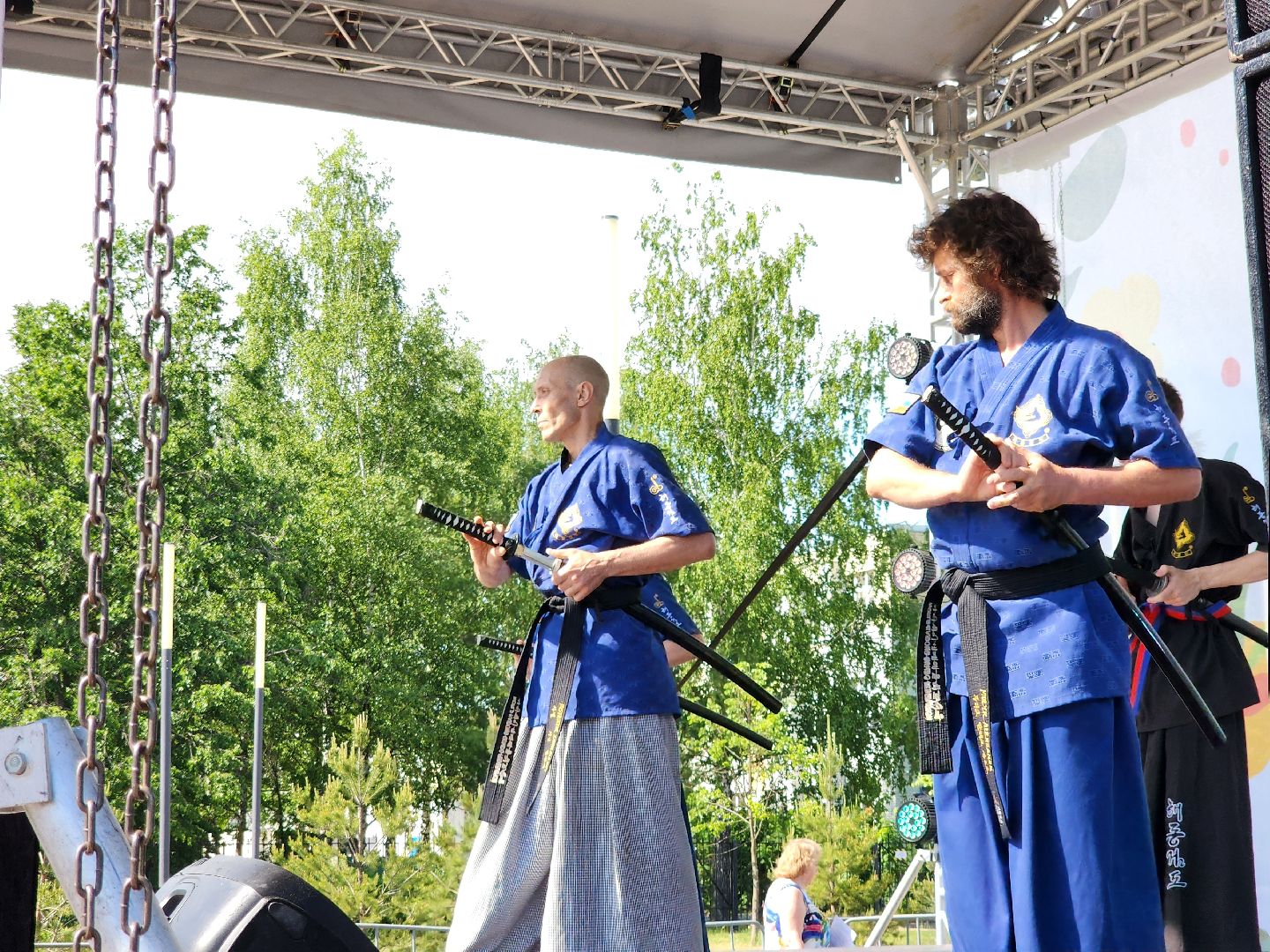 Черноголовка,