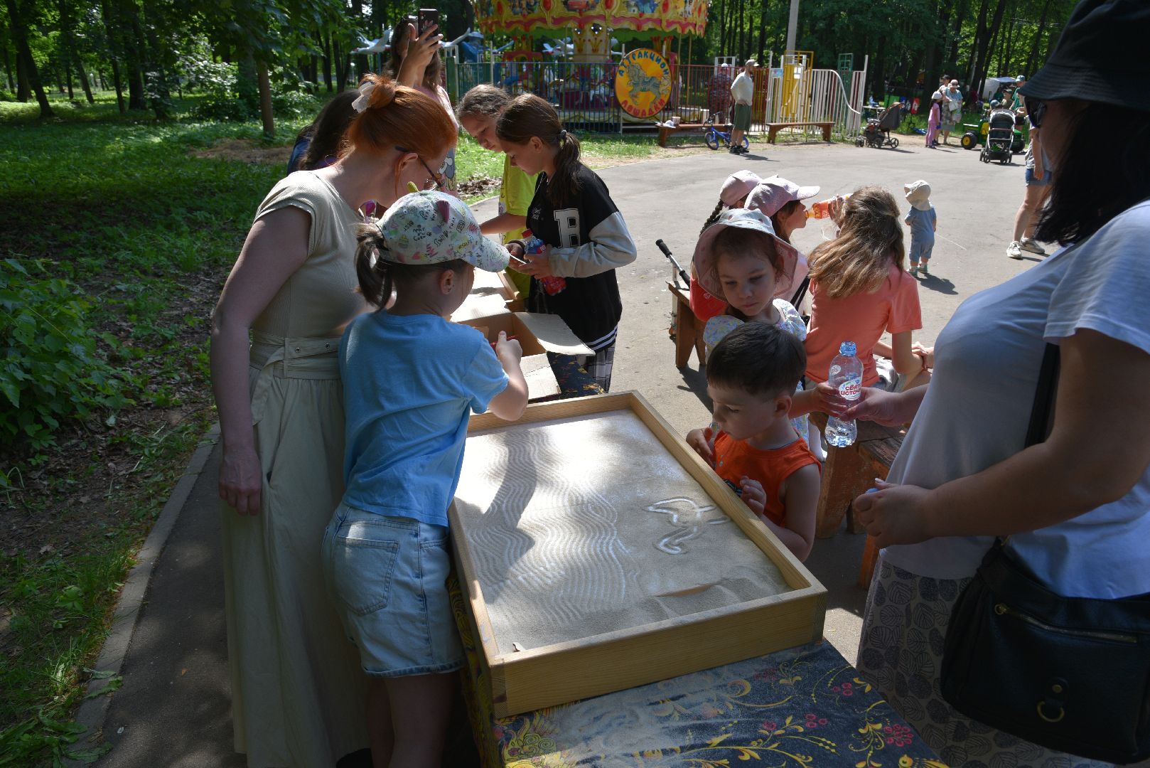 лотошино, лотошинский парк, мультстудия, день защиты детей, дети, парки подмосковья,