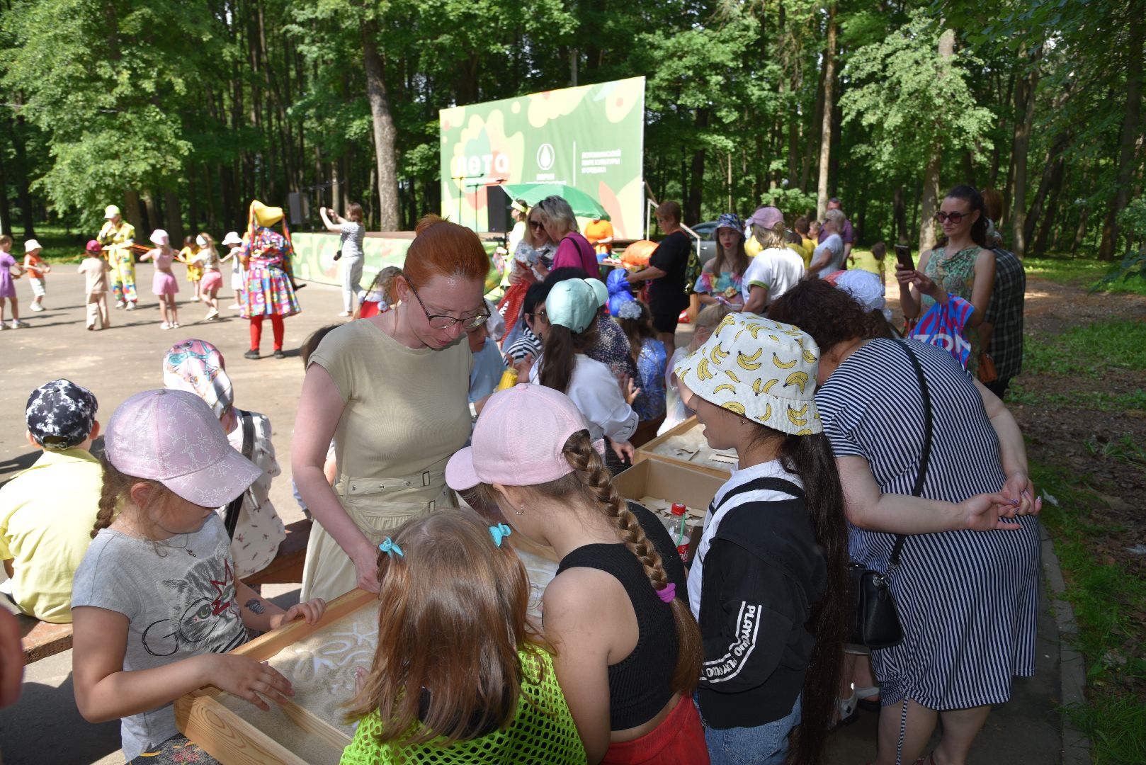 лотошино, лотошинский парк, мультстудия, день защиты детей, дети, парки подмосковья,