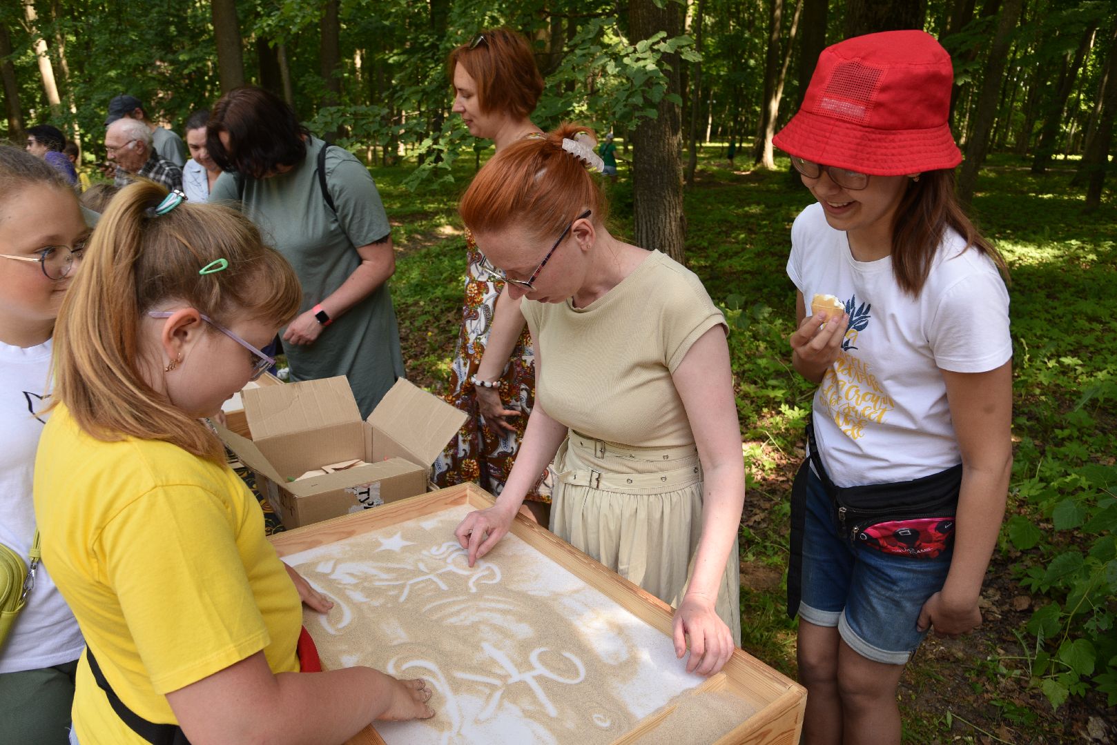 лотошино, лотошинский парк, мультстудия, день защиты детей, дети, парки подмосковья,