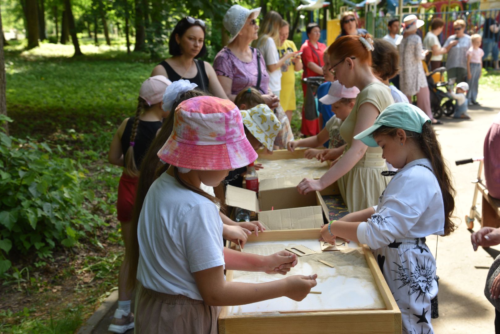 лотошино, лотошинский парк, мультстудия, день защиты детей, дети, парки подмосковья,