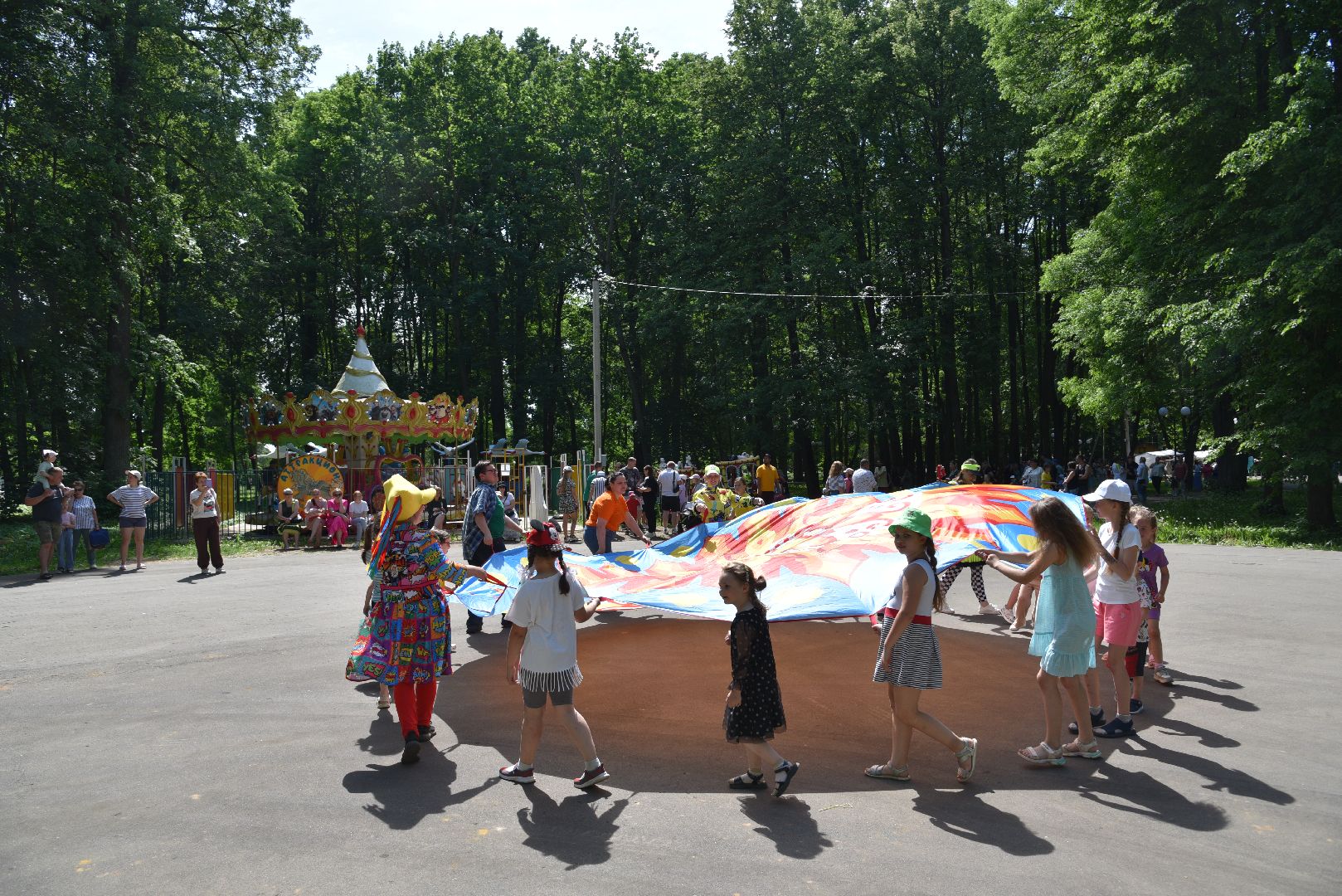 лотошино, лотошинский парк, парки подмосковья, день защиты детей, дети,