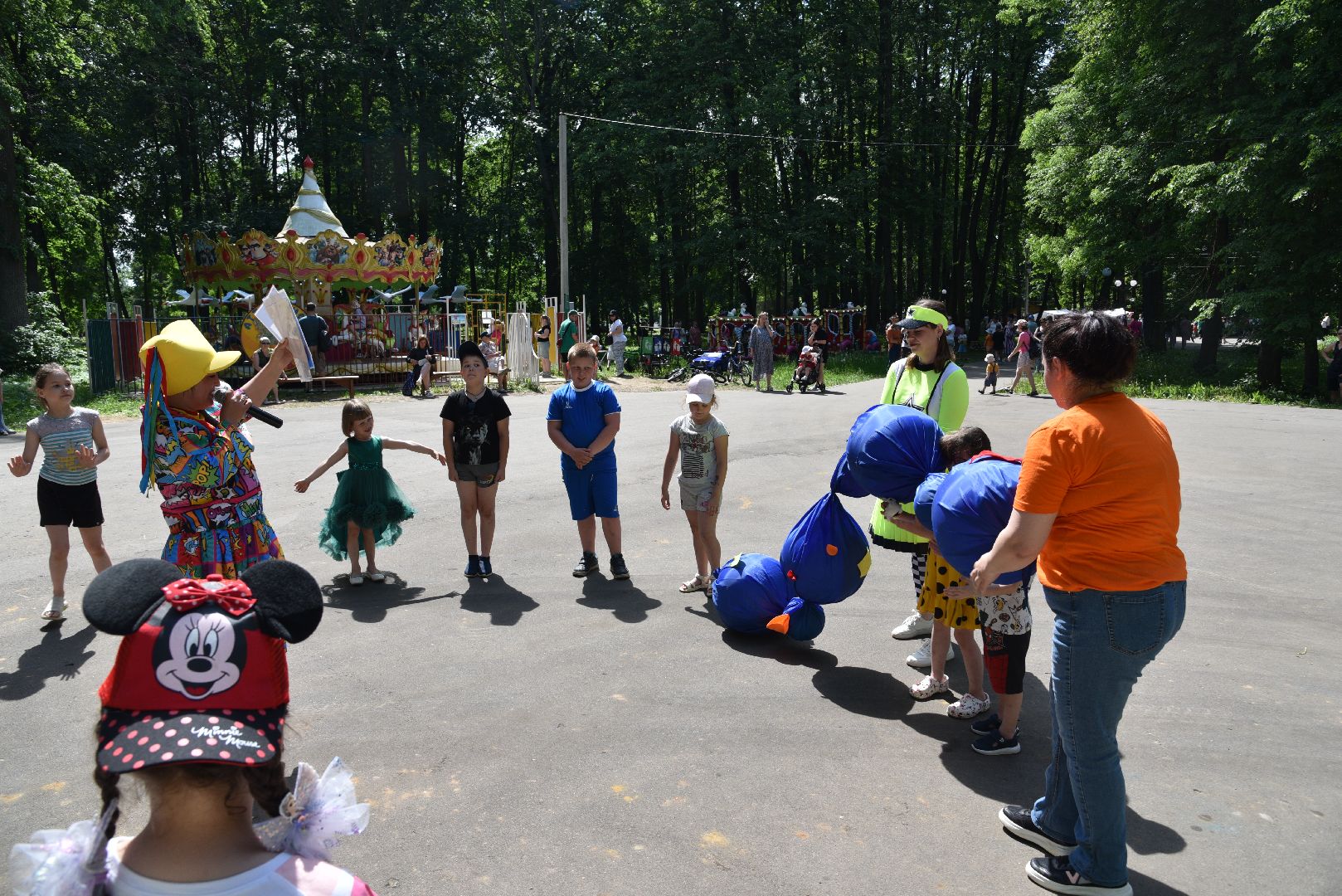 лотошино, лотошинский парк, парки подмосковья, день защиты детей, дети,