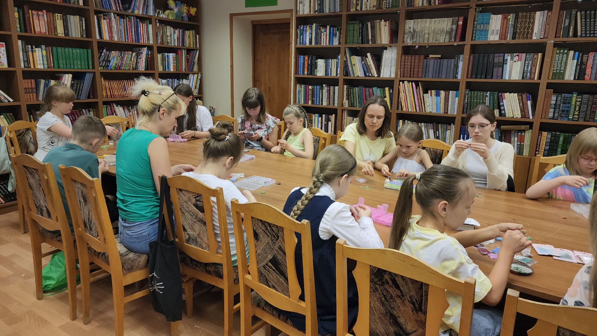 Лобня, детская библиотека, Бисер, рукоделие, дети, творчество,