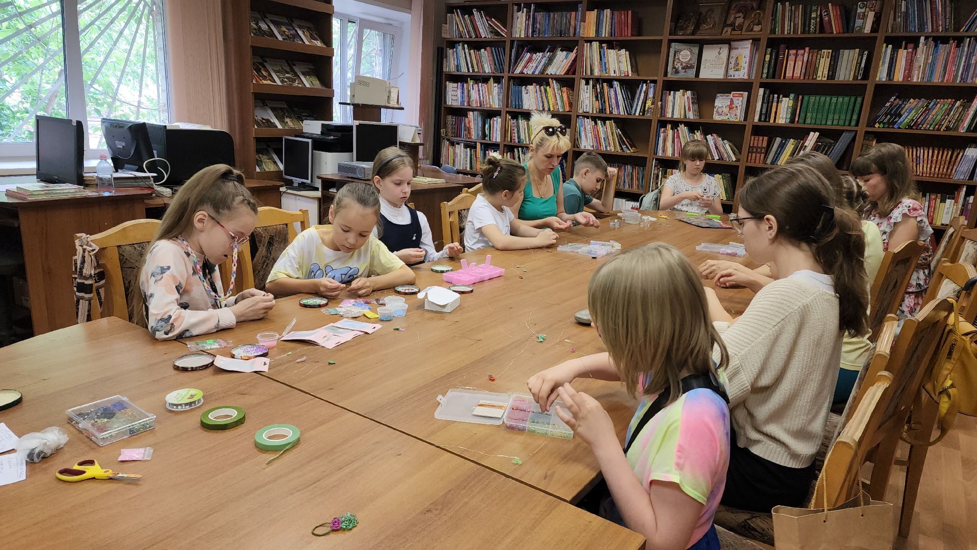 Лобня, детская библиотека, Бисер, рукоделие, дети, творчество,