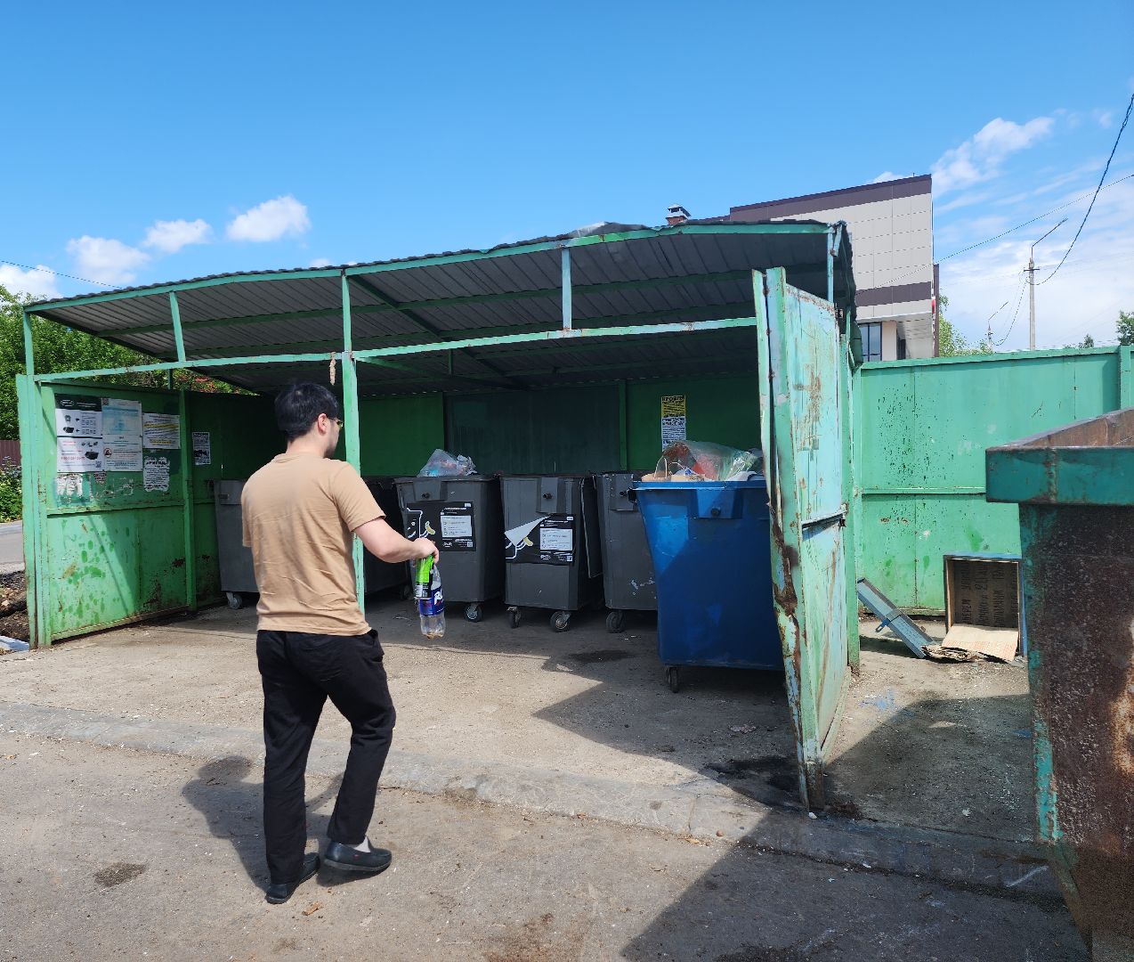 серпухов, подмосковье, контейнерная площадка,