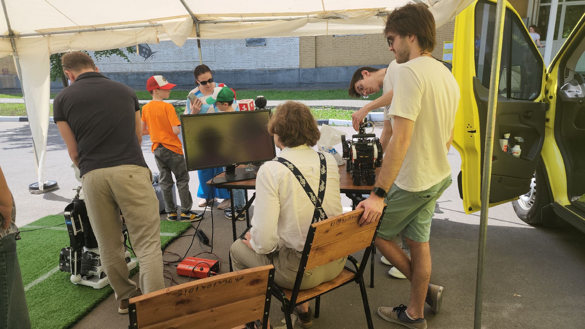 долгопрудный, мфти, роботы,роботы-футболисты, робособака, алгоритм,