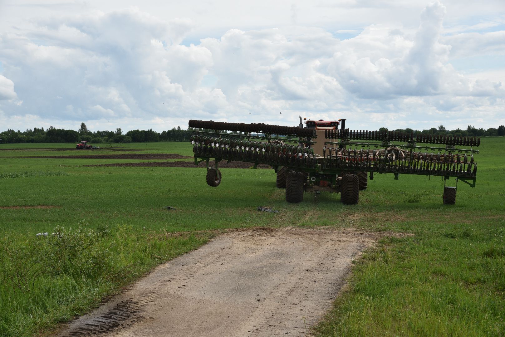 лотошино, посевная 2024, сельское хозяйство, трактор,