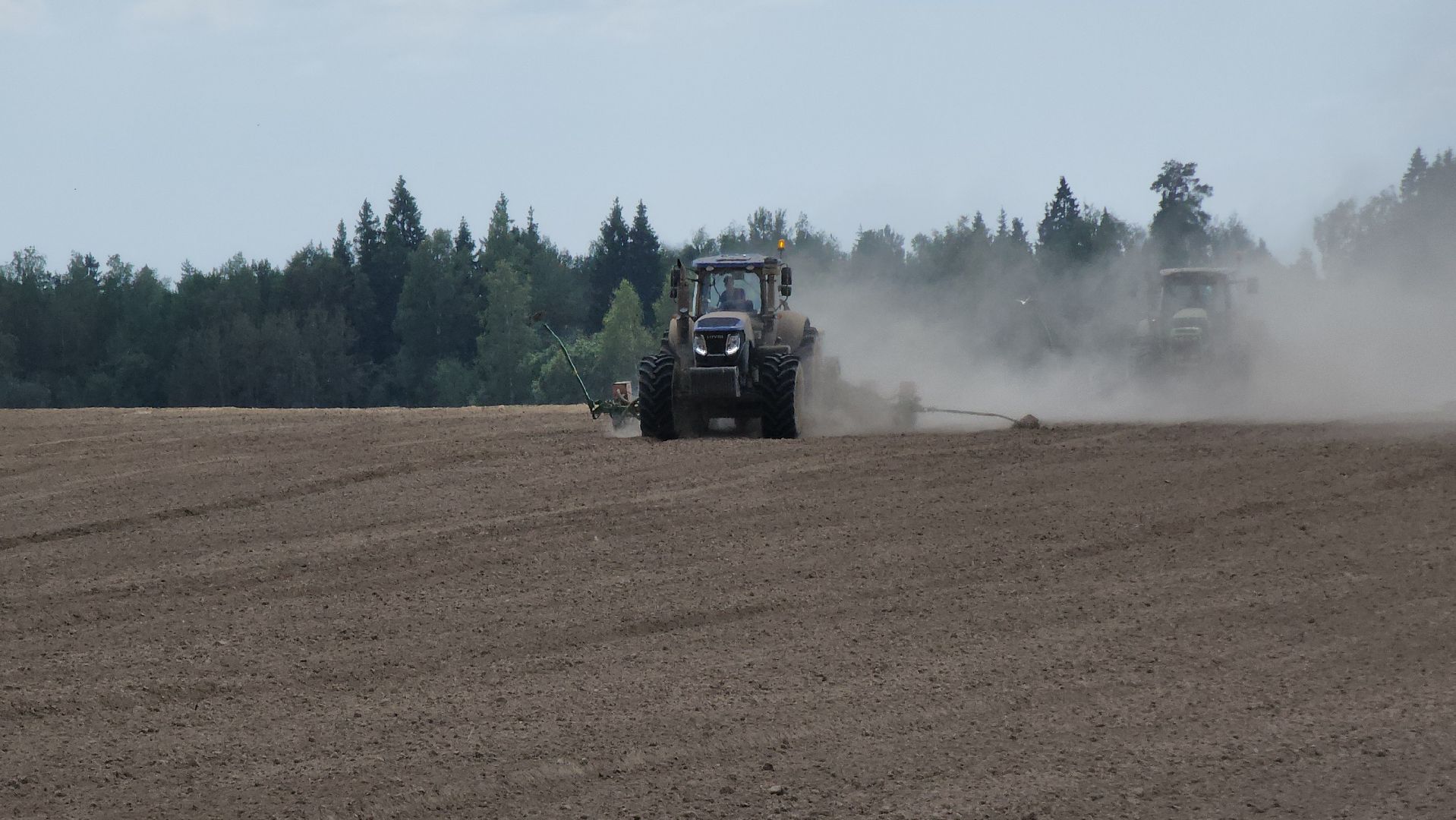 рузское молоко, агрохолдинг рузское молоко, посевная 2024, посевная кампания, руза, рузский городской округ, московская область,