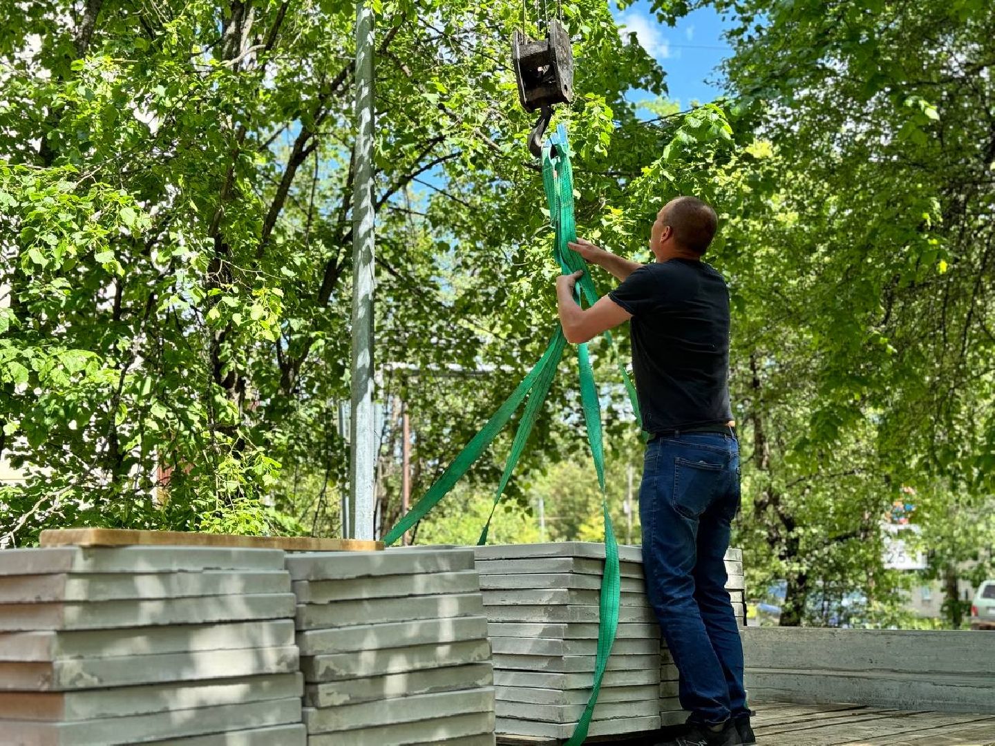 управляющая компания, восход, светодиодная композиция, арт объект,