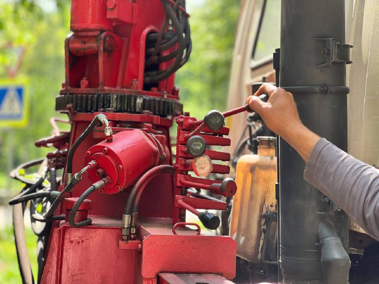 управляющая компания, восход, светодиодная композиция, арт объект,