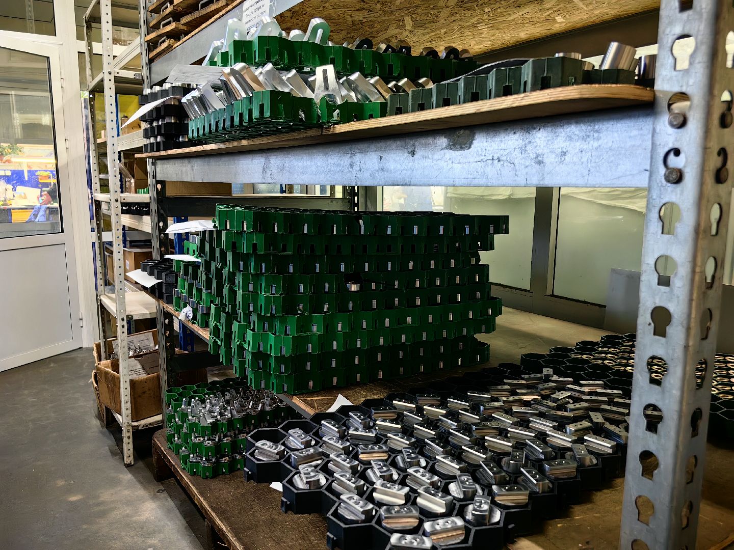 завод метиз, протезы конечностей, выставка, производство протезов, щёлково,