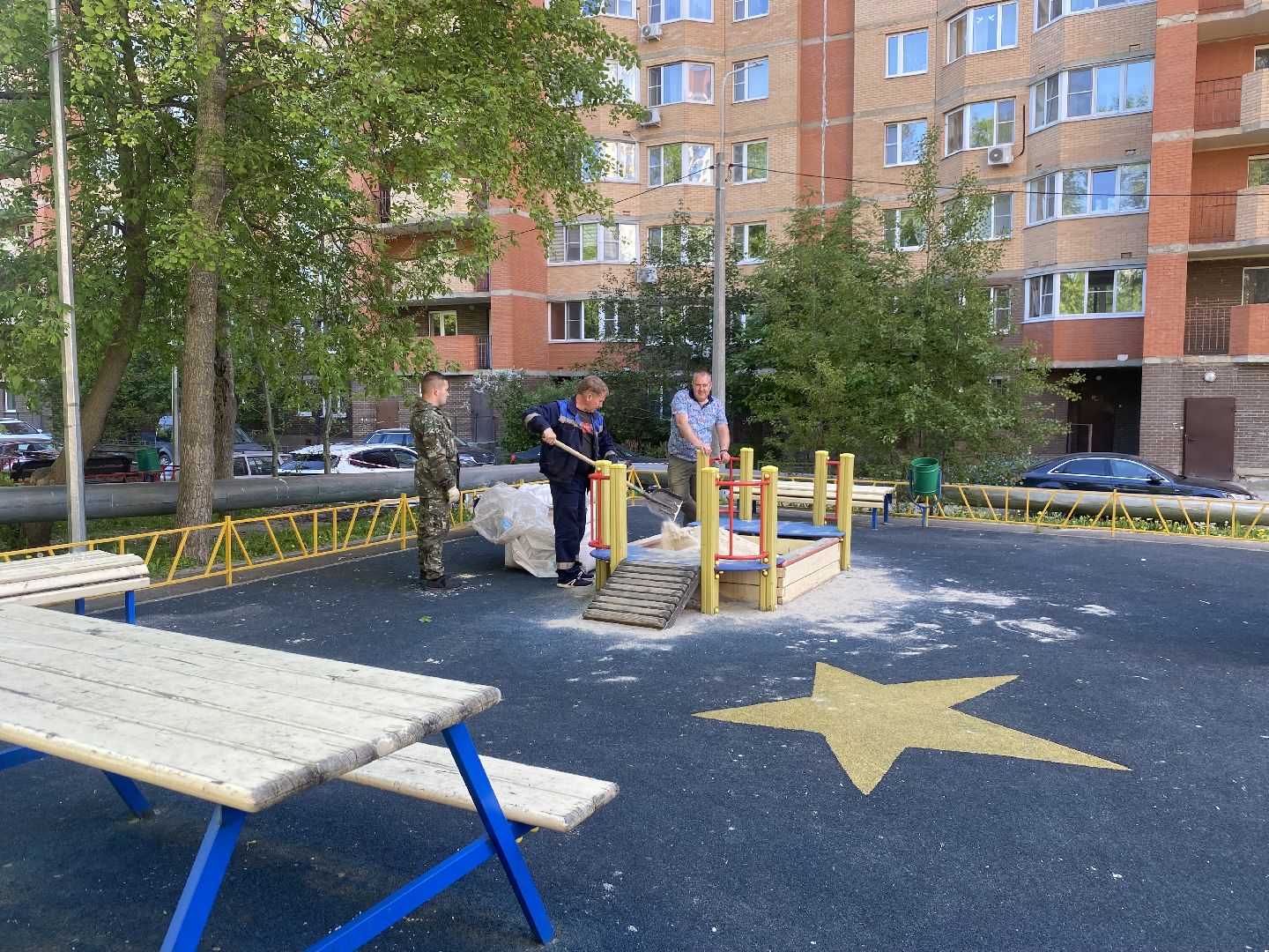 кварцевый песок, песок Емеля, песочница Власиха, замена песка в песочнице, детская площадка,