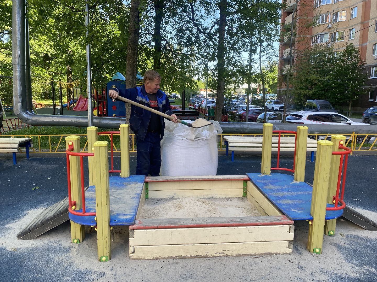 кварцевый песок, песок Емеля, песочница Власиха, замена песка в песочнице, детская площадка,