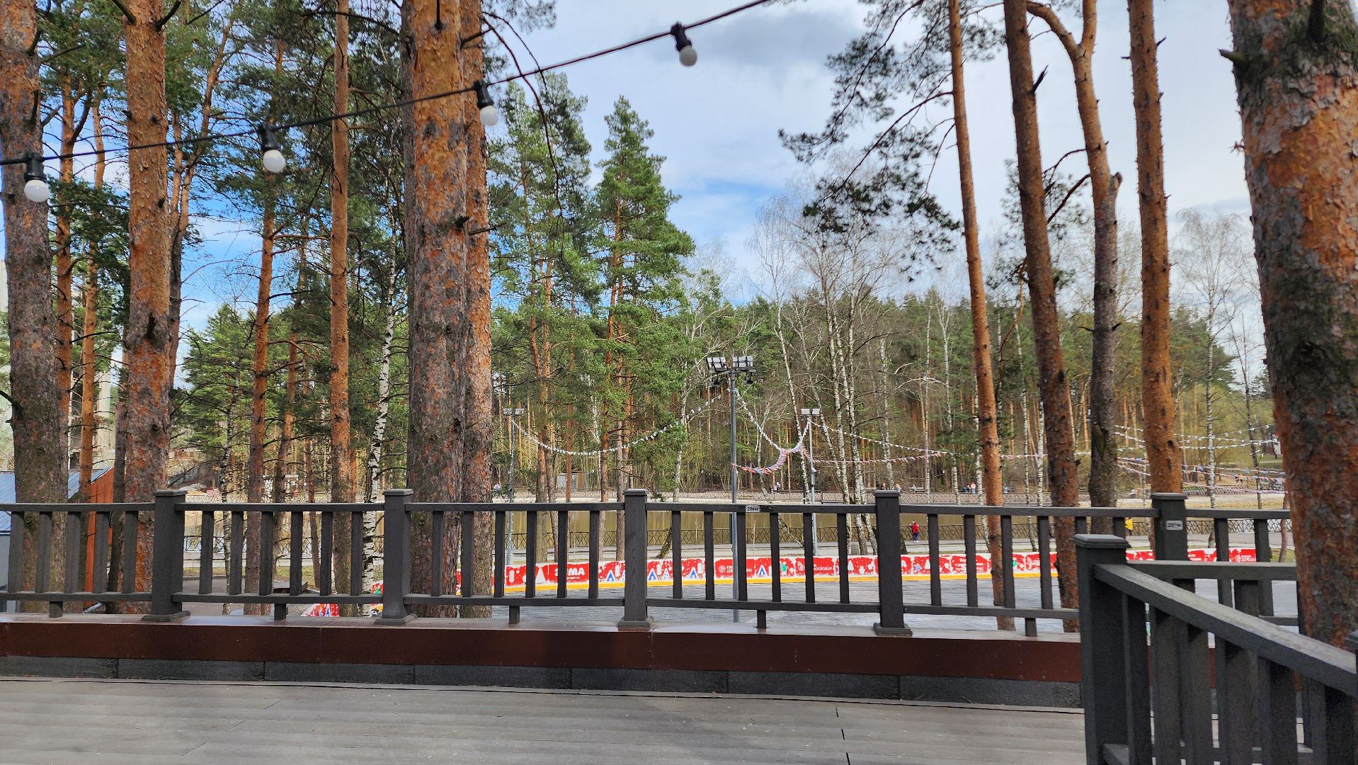 Домодедово, Подмосковье, летняя веранда, Терраса, парк, Елочки, Культура, Общество, общепит, Ресторан,