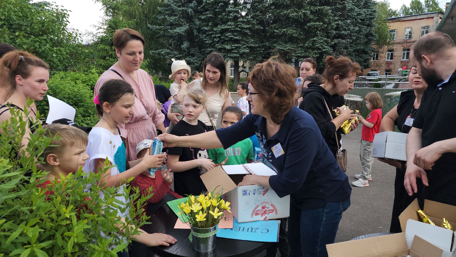 ивантеевка, дети, благотворительая акция, шоу, аниматоры, подарки, дети с овз,