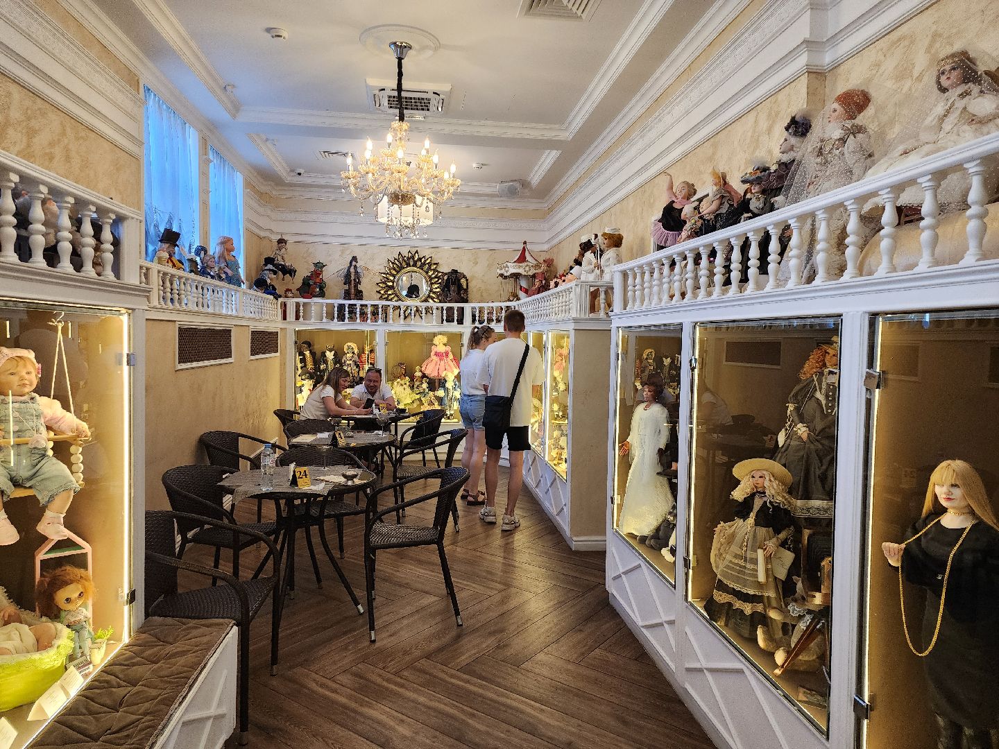 серпухов, подмосковье, дом мороженого, музей кукол, музей кукол и дом мороженого,