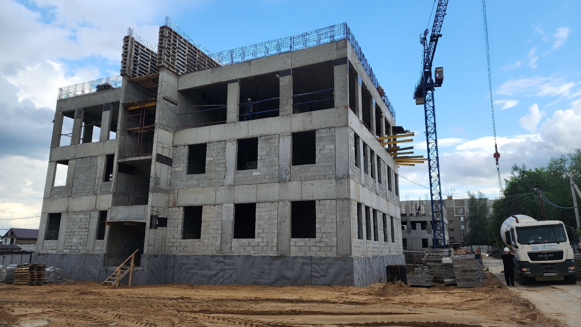 медицина, строительство, ЛОсино-Петровский, депутат госдумы,