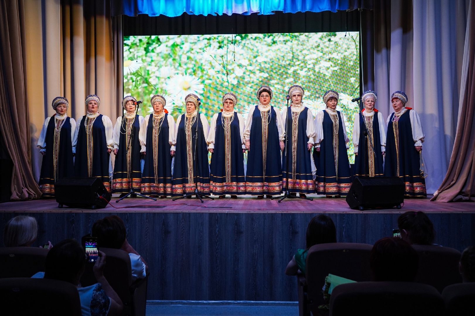 день соцработника, праздник, соцработники, Большая Шатура, Рошаль, ДК Косякова,