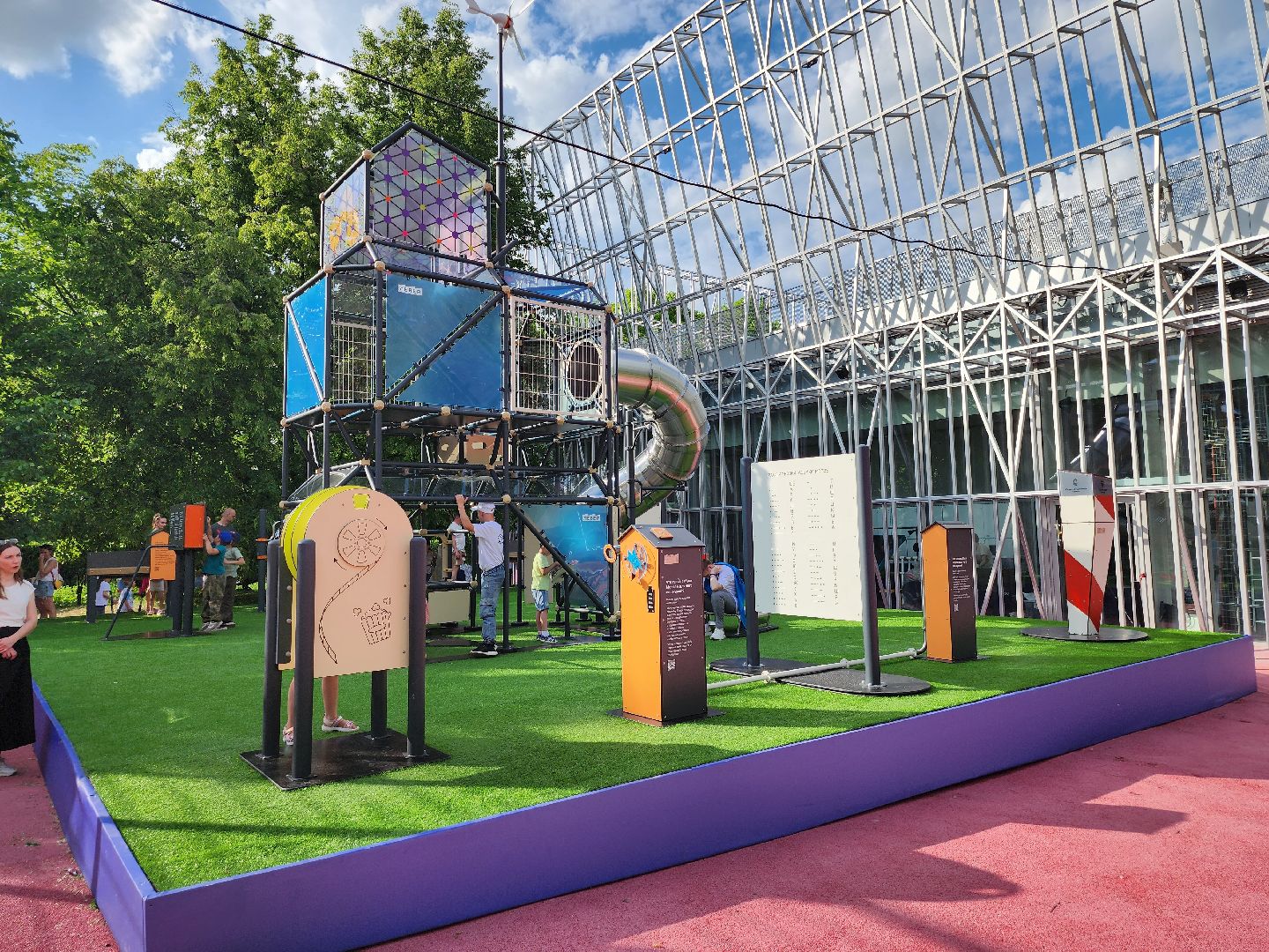 детская площадка, Научная площадка,