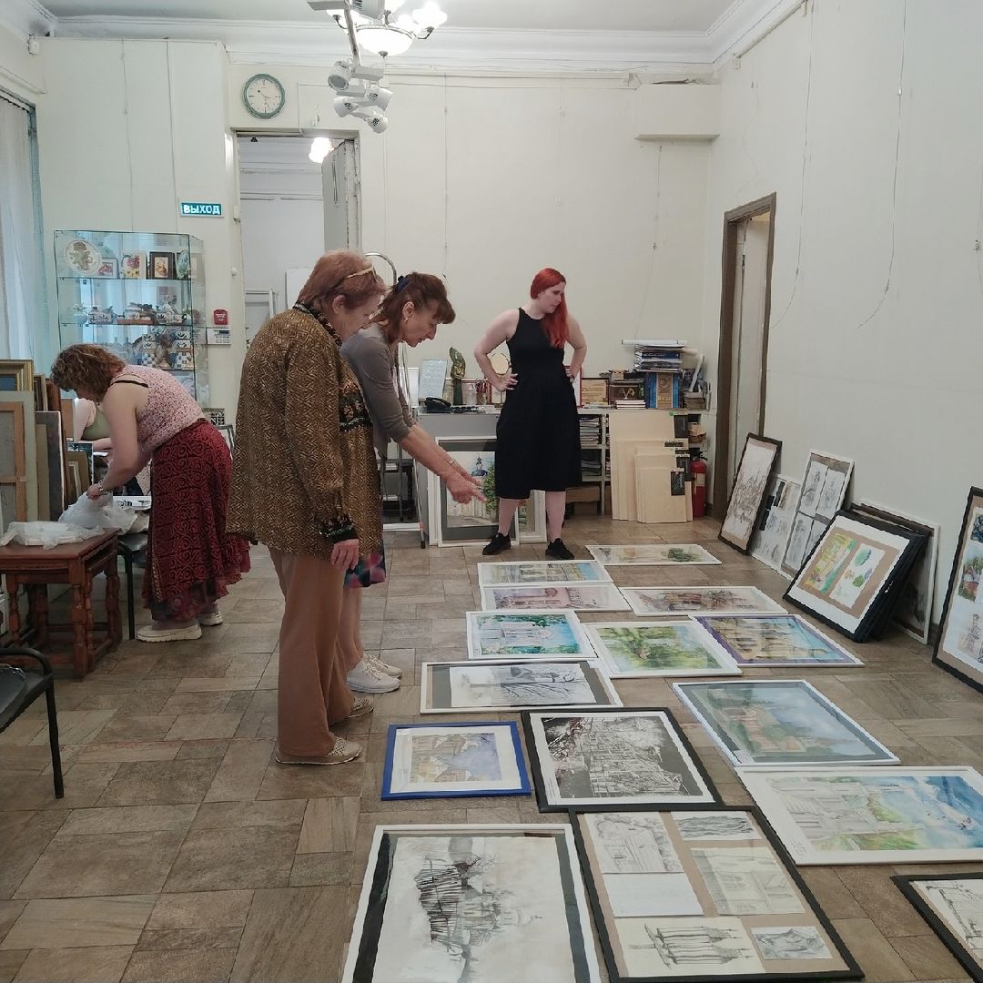 5 дом, галерея, ул Жуковского, пленэрные зарисовки, Нина Верникова, Наталия Трусилова, Екатерина Плугина, ЖДШИ 1, Жуковская Детская школа искусств 1,