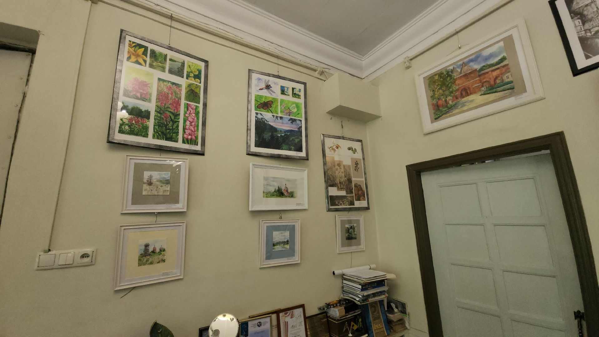 5 дом, галерея, ул Жуковского, пленэрные зарисовки, Нина Верникова, Наталия Трусилова, Екатерина Плугина, ЖДШИ 1, Жуковская Детская школа искусств 1,