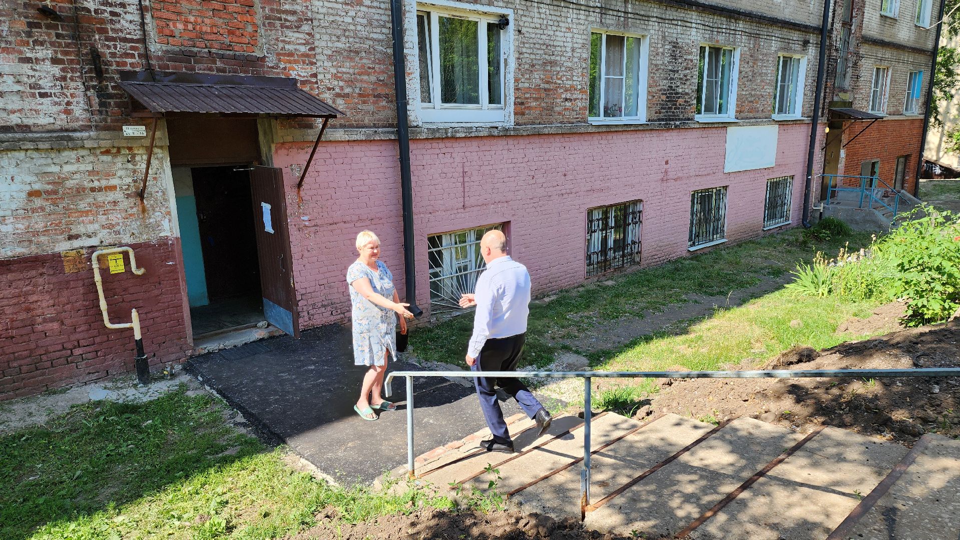 кашира, садовая, московская, клубная, благоустройство дворов, парковка, тротуар, бортовой камень, асфальтовое покрытие,