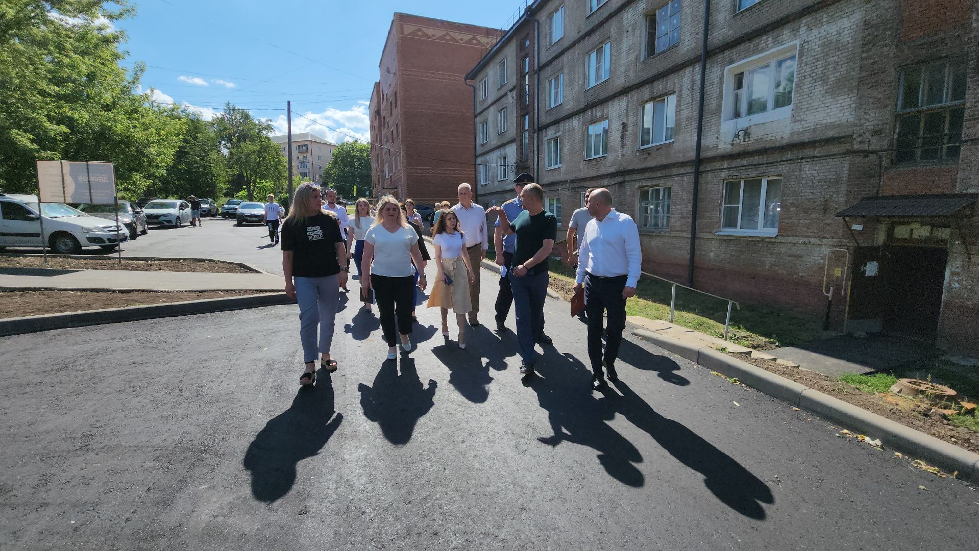 кашира, садовая, московская, клубная, благоустройство дворов, парковка, тротуар, бортовой камень, асфальтовое покрытие,