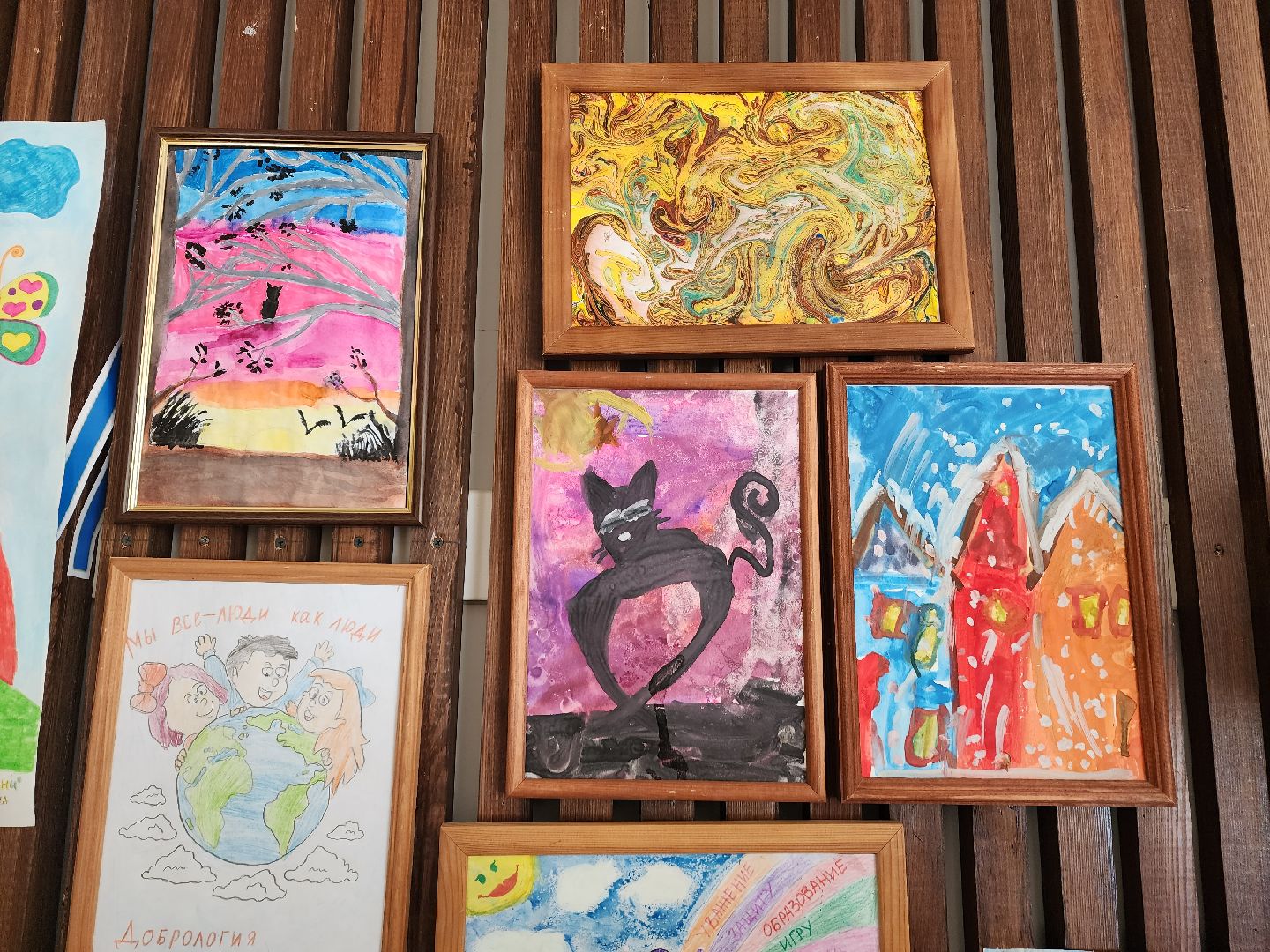 Лобня, рисунки детей, особенные дети, творчество, выставки,