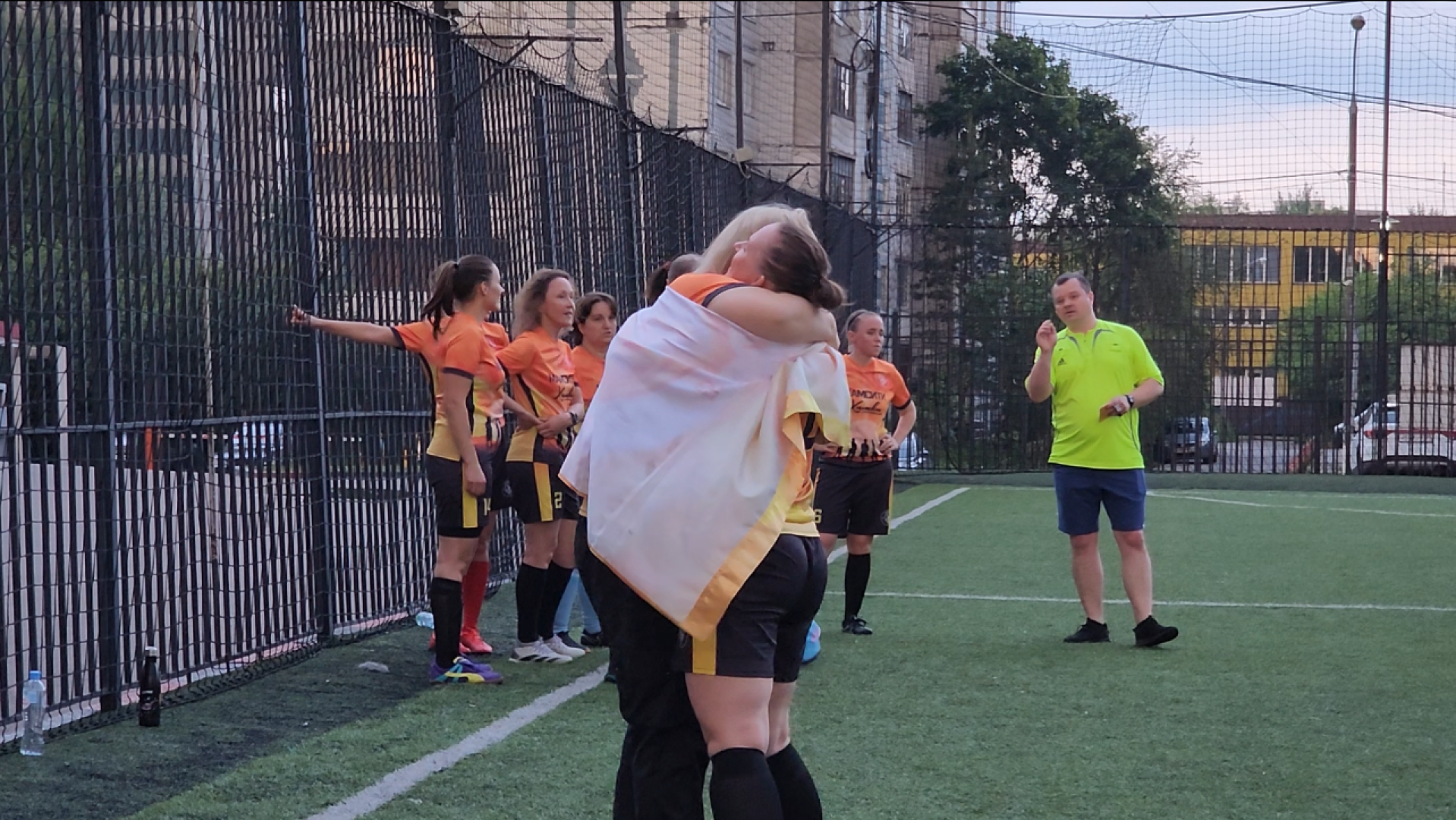 химки, спорт, футбол, женский футбол, футбольные мамы, футбольный матч,
