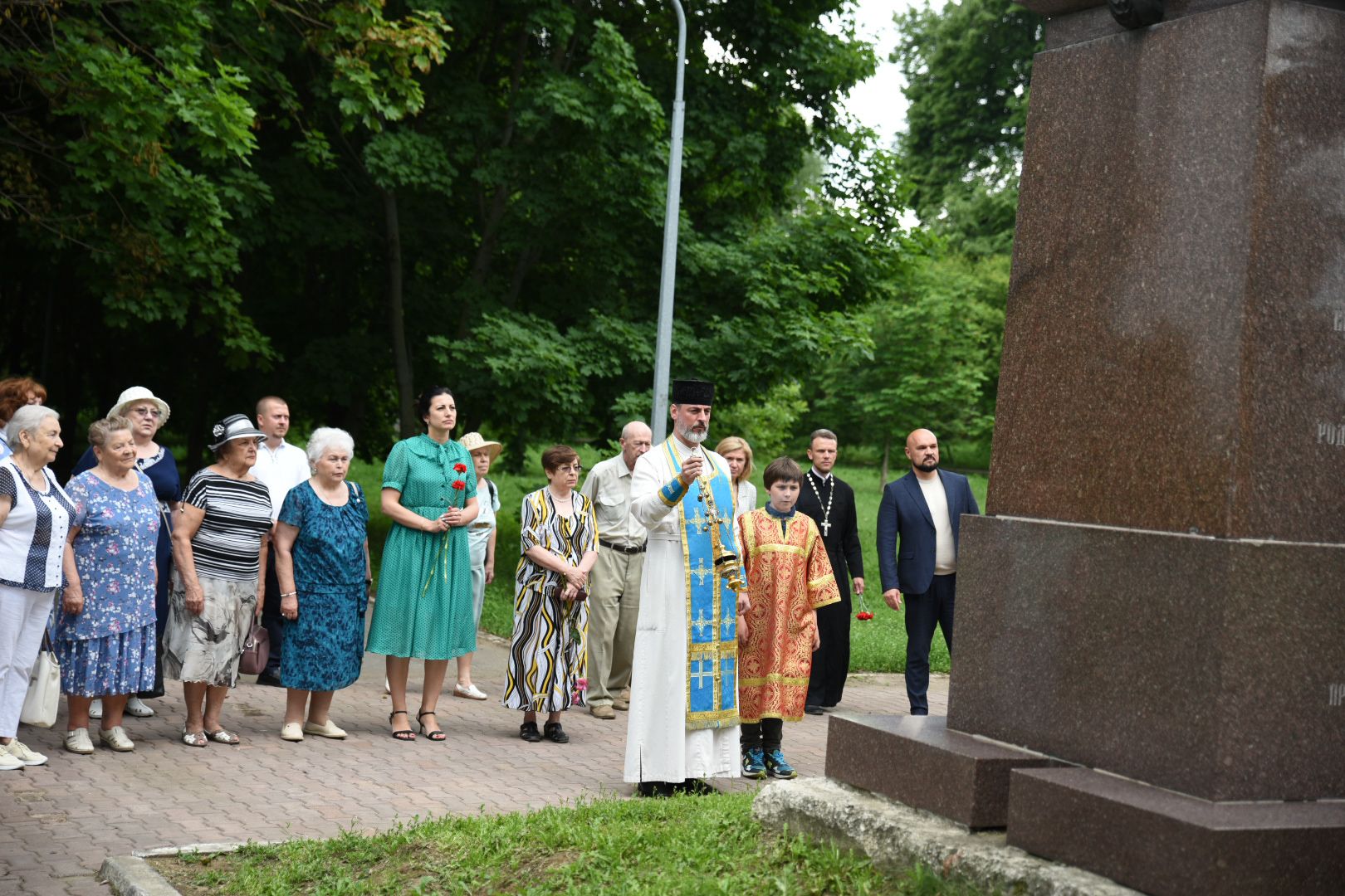 Бронницы, Мероприятие посвященное Пушкину, Памятник внуку Пушкина, Возложение цветов,