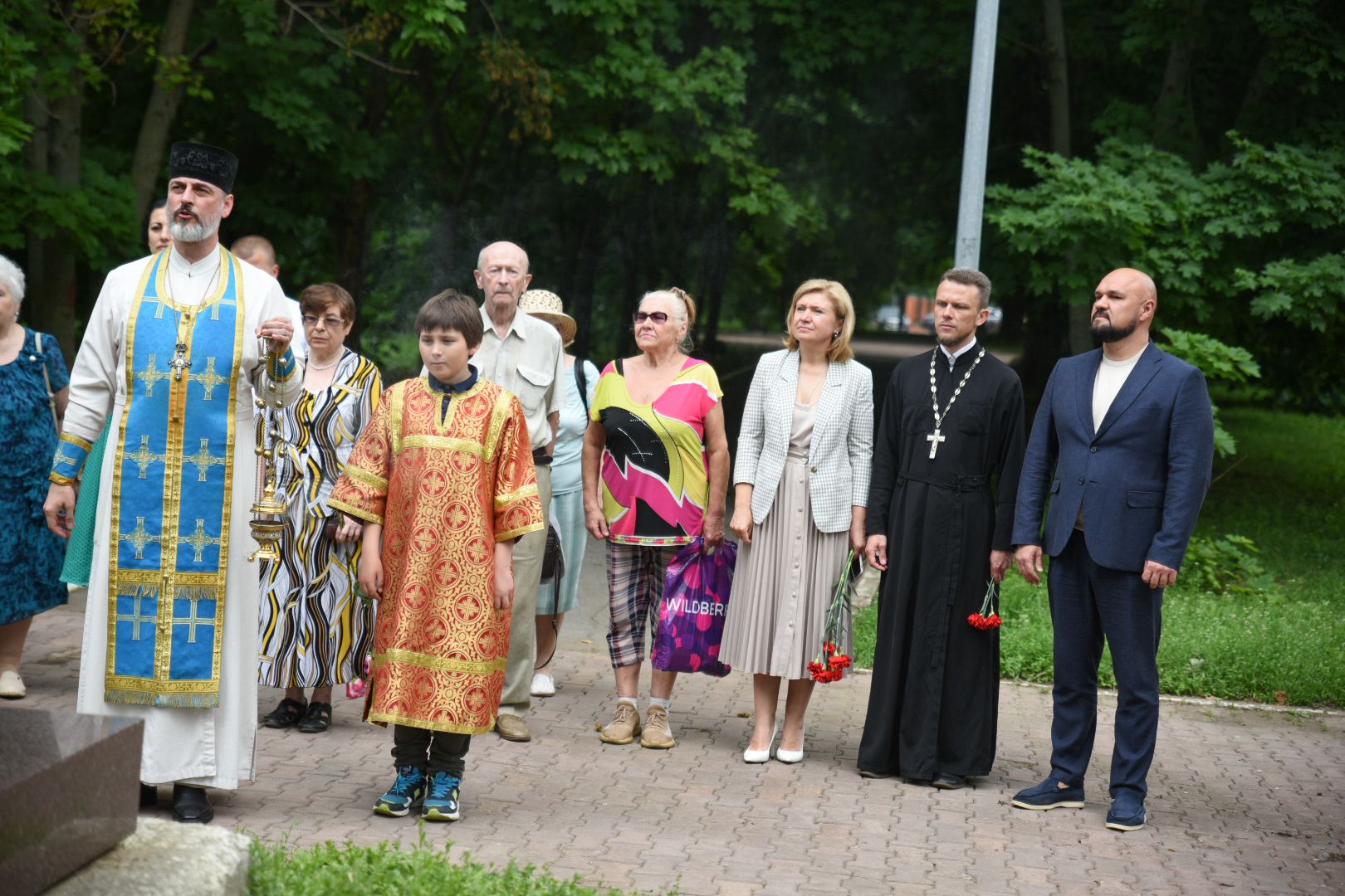 Бронницы, Мероприятие посвященное Пушкину, Памятник внуку Пушкина, Возложение цветов,