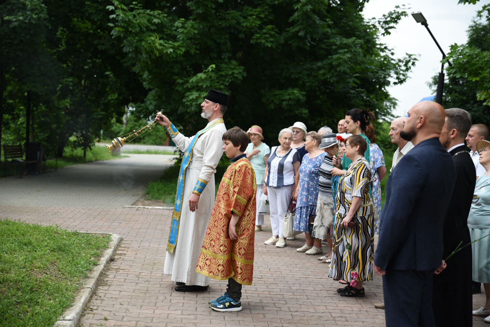 Бронницы, Мероприятие посвященное Пушкину, Памятник внуку Пушкина, Возложение цветов,