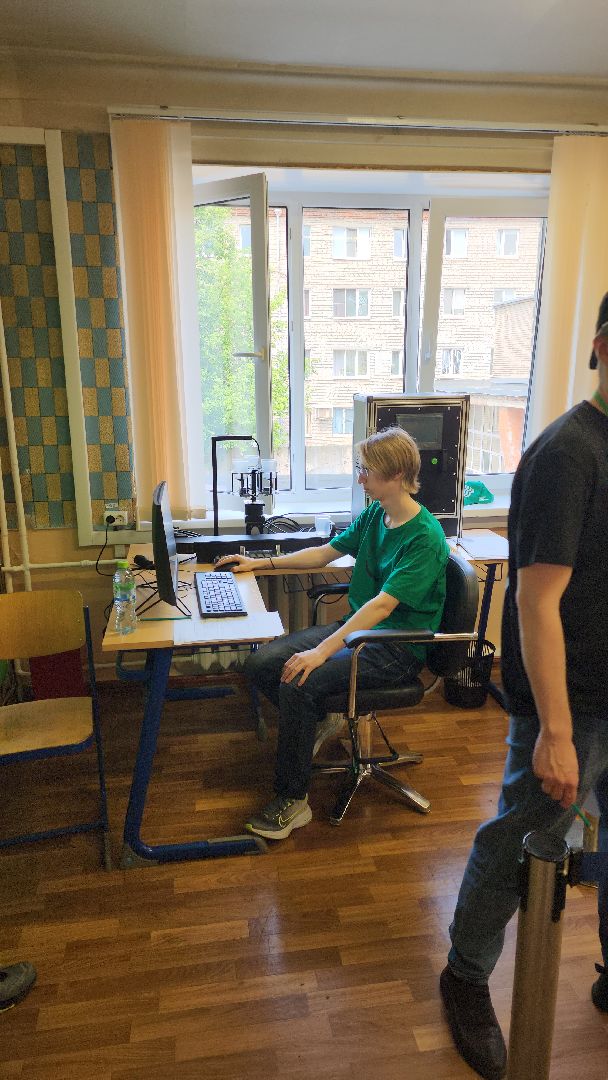 Национальный чемпионат Профессионалы, профессионалы - 2024, цифровой электропривод, компетенции, колледж московия, Александр Лежнев, карусельный розлив,