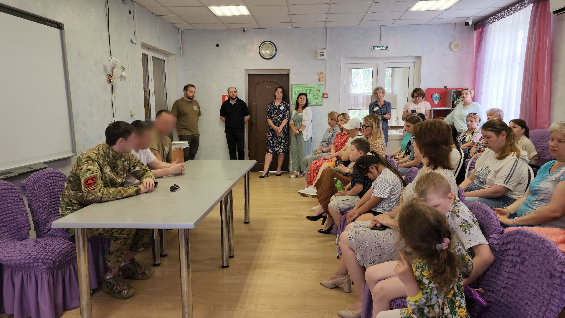 ивантеевка, дети инвалиды, взрослые, бойцы сво, встреча, подарки бойцам,