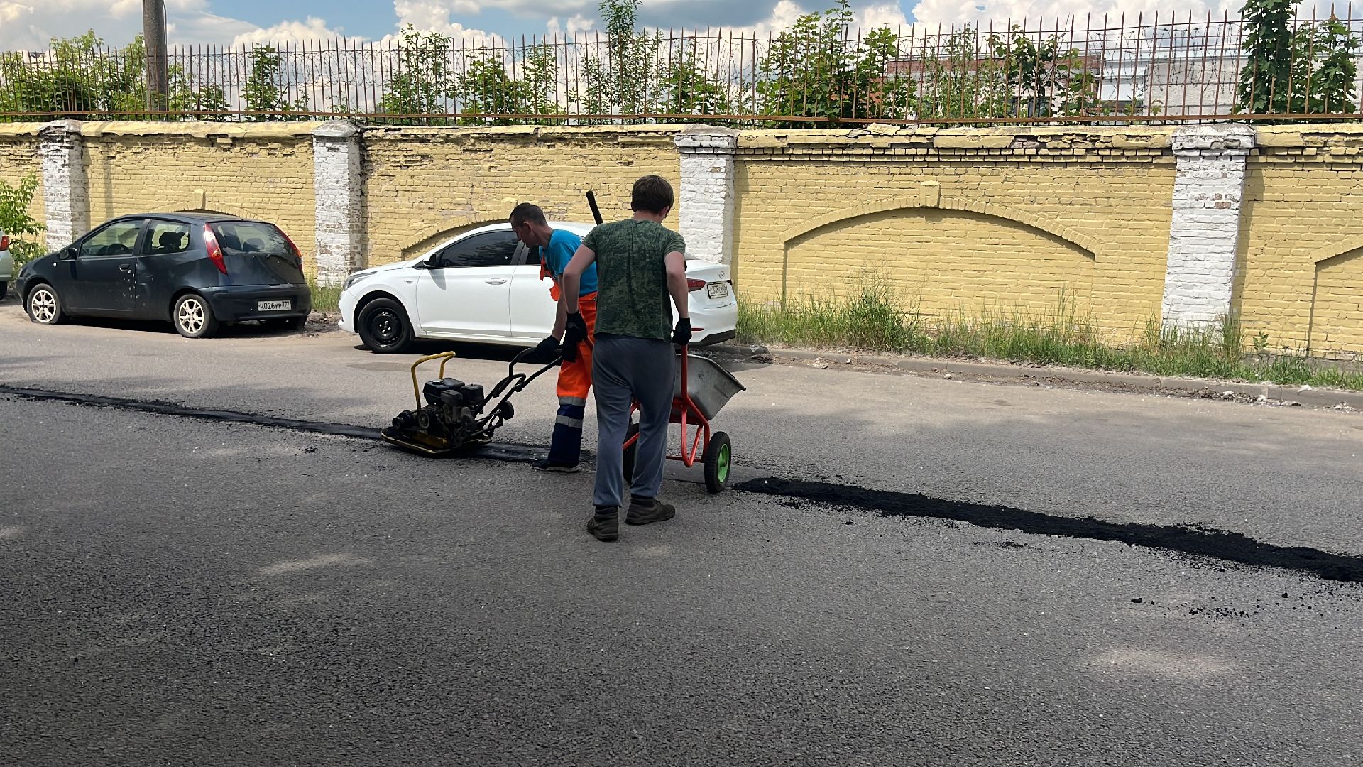 ямы, ямочный ремонт, ремонт дорог, дороги,